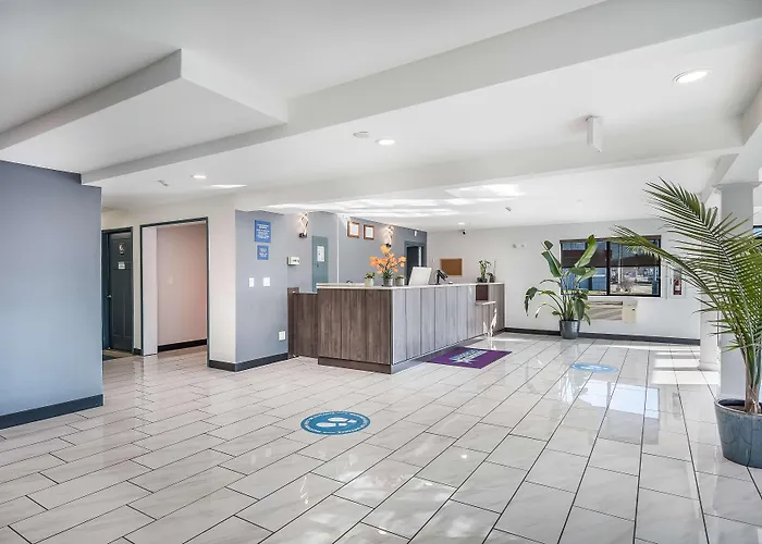 Americas Value Hotel